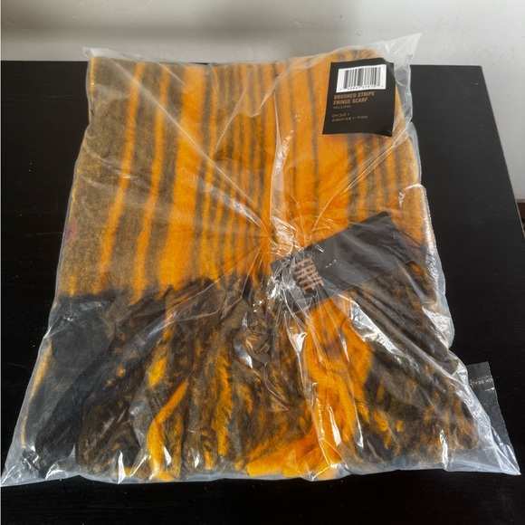 Frye Stripe Brushed Fringe Scarf Plaid in Yellow - Picture 3 of 4